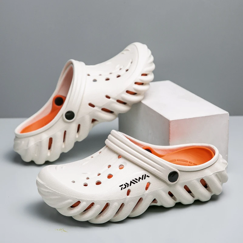 2024 New Outdoor Fishing Hole Shoes Men's Summer Anti Slip Thick Sole Durable Beach Sandals Baotou Fishing Shoes
2024 New Outdoor Fishing Hole Shoes Men's Summer Anti Slip Thick Sole Durable Beach Sandals Baotou Fishing Shoes