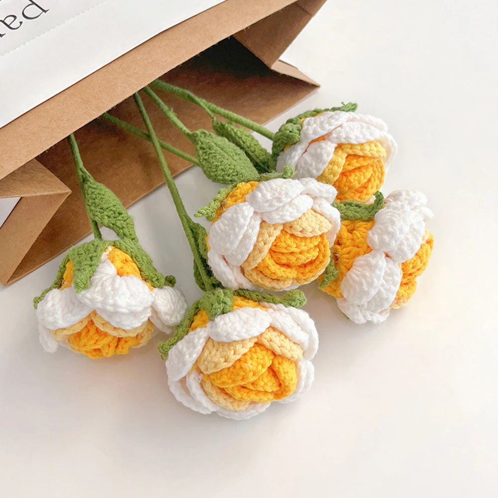

Colorful Hand-Woven Rose High Quality Crafts Ormaments Gift For Birthday Anniversary Imitation Flower Crochet Finished Bouquets