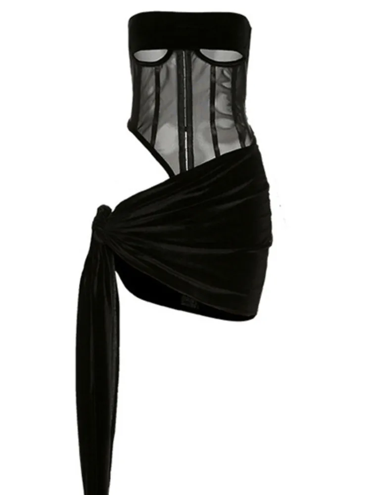 Quanss Women Two Piece Set Velvet Patchwork Mesh See Through Corset Top And Bandage Mini Skirt Night Club Wear Party Outfits
Quanss Women Two Piece Set Velvet Patchwork Mesh See Through Corset Top And Bandage Mini Skirt Night Club Wear Party Outfits