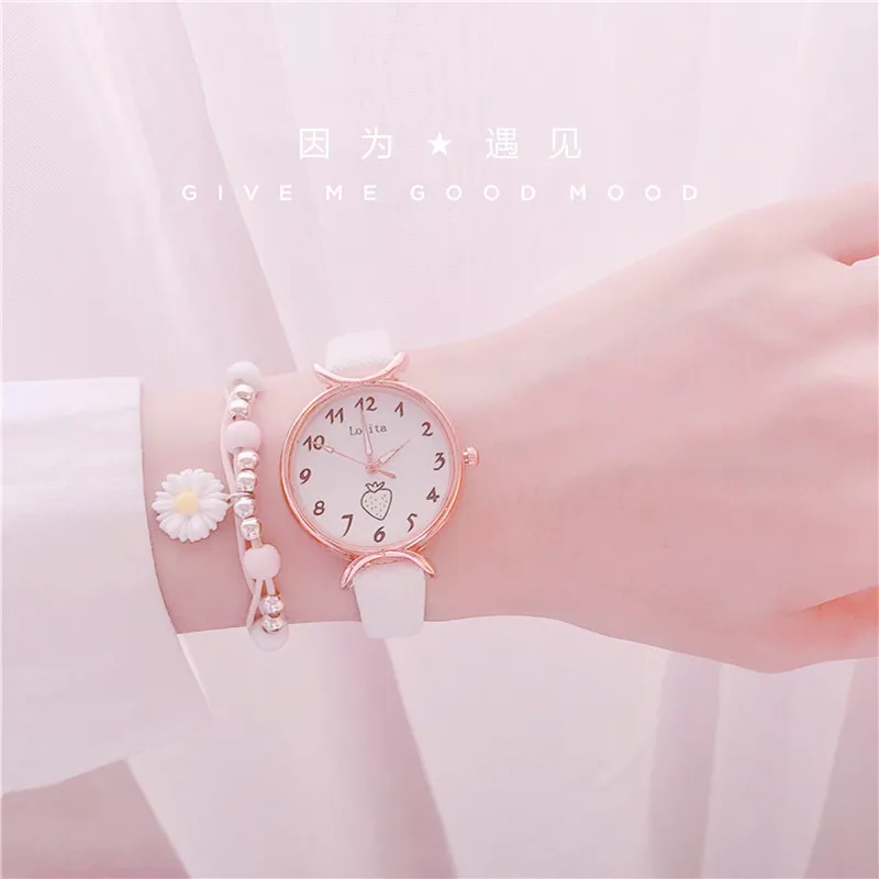 Fashion Round Quartz Strawberry Dial Casual Wrist Watches Leather Strap Fashionable Clock Waterproof Wristwatch for Women
Fashion Round Quartz Strawberry Dial Casual Wrist Watches Leather Strap Fashionable Clock Waterproof Wristwatch for Women