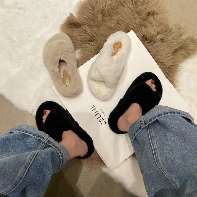 Rubber Flip Flops For Women Schoe Orange Sandals Bodybuilding Women's Wedge Shoe Luxury Brand High Quality Home Slippers Tennis
Rubber Flip Flops For Women Schoe Orange Sandals Bodybuilding Women's Wedge Shoe Luxury Brand High Quality Home Slippers Tennis