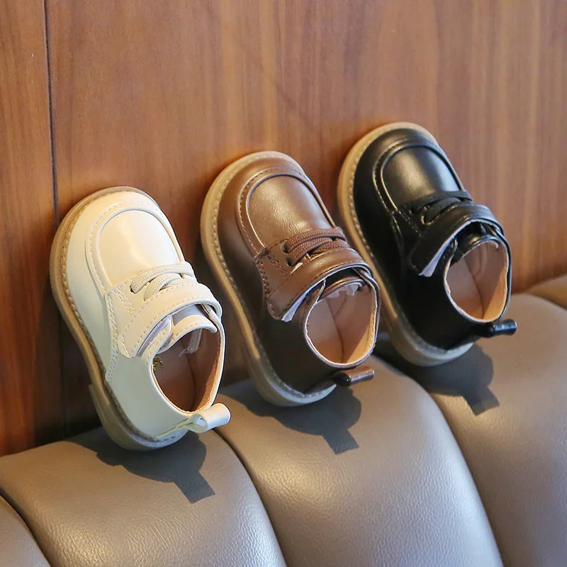 Baby Leather Shoes Fashion British Style Boys and Girls Tendon Bottom Casual Shoes Infant Toddler Shoes Spring New
Baby Leather Shoes Fashion British Style Boys and Girls Tendon Bottom Casual Shoes Infant Toddler Shoes Spring New