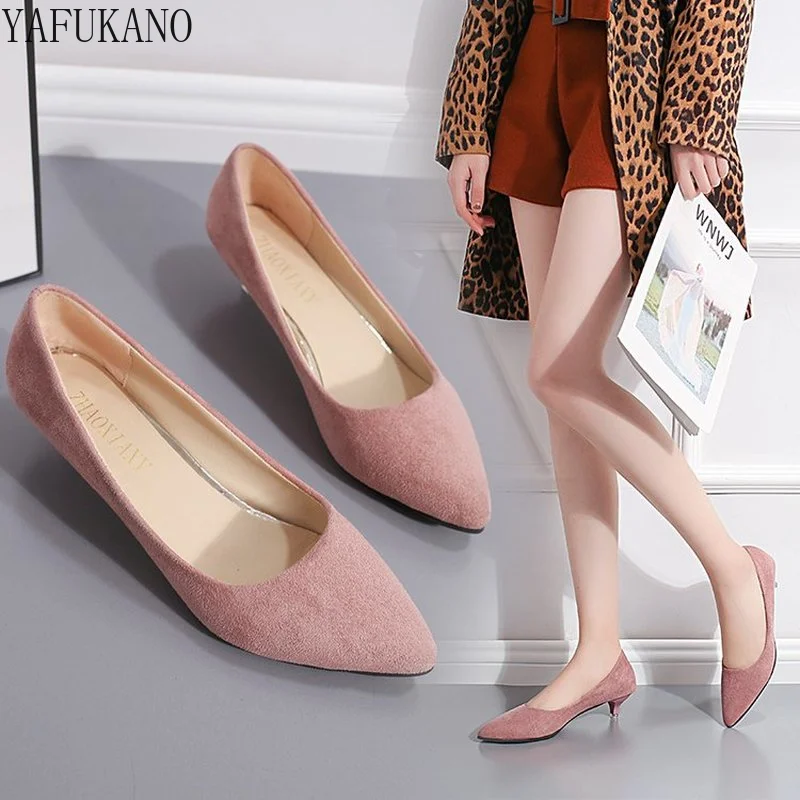 Fashion Pointed Thin Heel High Heels 3 Cm Low Heel Suede Office Work Shoes Classic Basic Shallow Mouth Boat Shoes Elegant Pumps
Fashion Pointed Thin Heel High Heels 3 Cm Low Heel Suede Office Work Shoes Classic Basic Shallow Mouth Boat Shoes Elegant Pumps