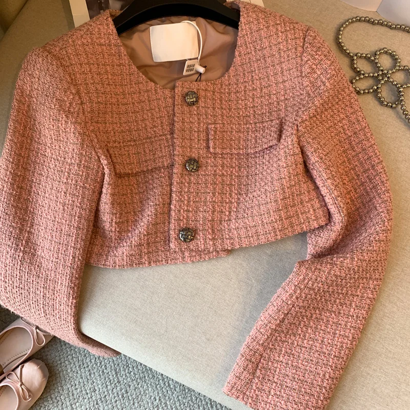 Small Fragrant Wind Short Coat Women's Autumn And Winter New Design Sense Temperament Celebrity Shoulder Pad Loose Top
Small Fragrant Wind Short Coat Women's Autumn And Winter New Design Sense Temperament Celebrity Shoulder Pad Loose Top