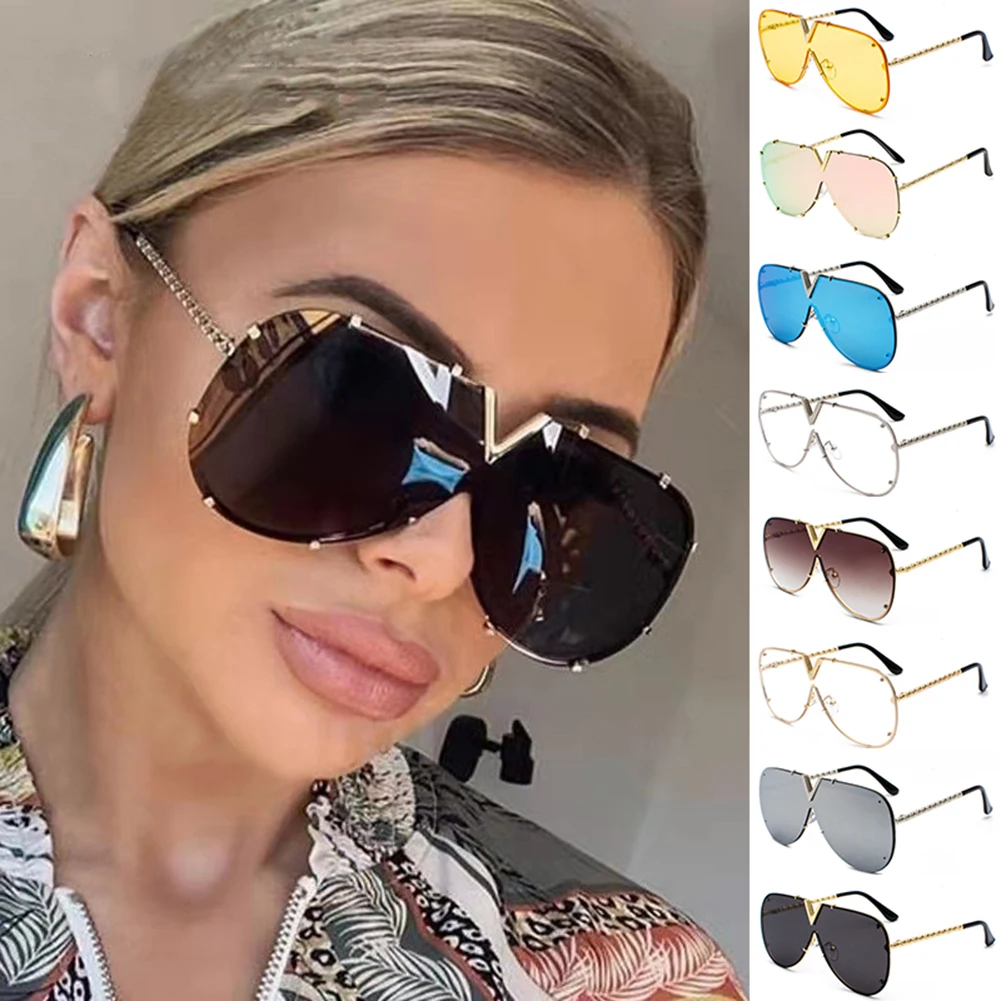 Oversized Flip Up Men Sunglasses Women Retro Square One Piece Sun Glasses For Female Male Luxury Brand Designer Shades
Oversized Flip Up Men Sunglasses Women Retro Square One Piece Sun Glasses For Female Male Luxury Brand Designer Shades