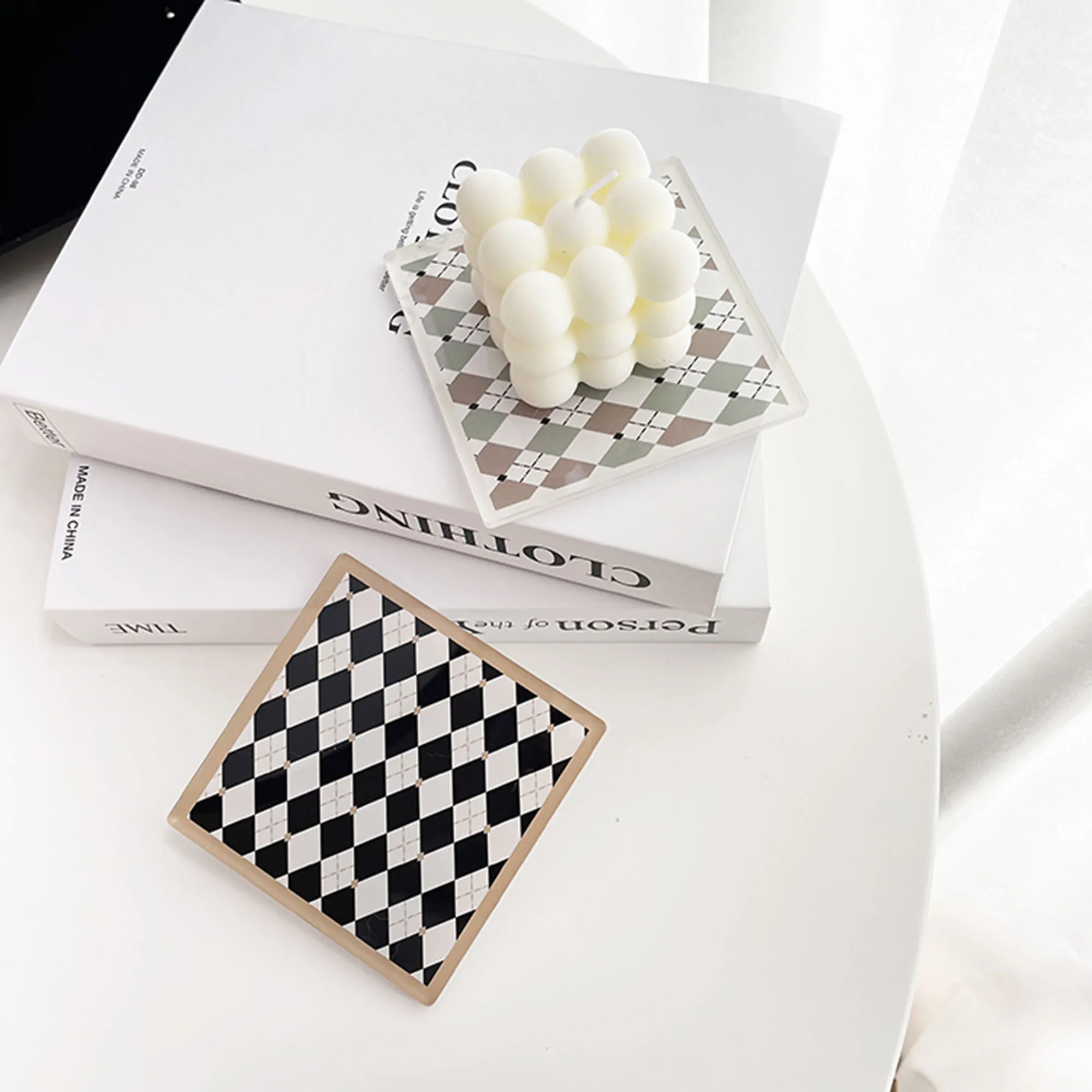 Retro Acrylic Checkerboard Coaster Ins Wind Office Milk Tea Coffee Cup Photo Props Bar Decoration
Retro Acrylic Checkerboard Coaster Ins Wind Office Milk Tea Coffee Cup Photo Props Bar Decoration