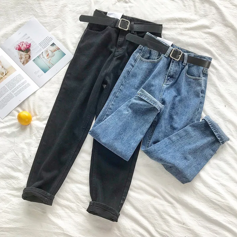 2022 Korean High Waist Jeans Women Solid Belt Harem Pants Loose Casual Plus Size High Street Denim Trousers Pantalon Femme
2022 Korean High Waist Jeans Women Solid Belt Harem Pants Loose Casual Plus Size High Street Denim Trousers Pantalon Femme