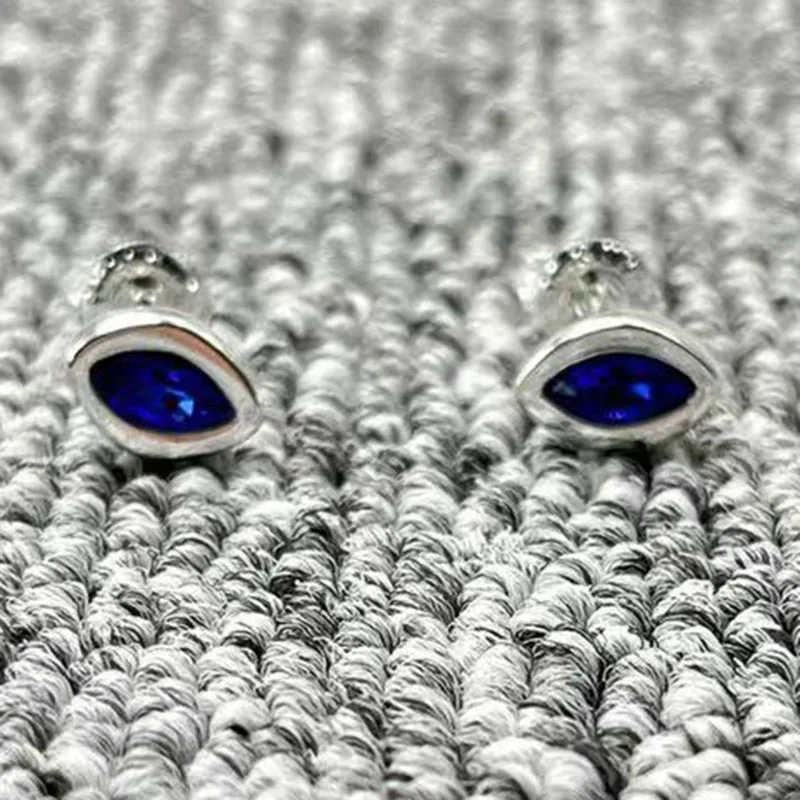 2022 new UNOde50 exquisite fashion electroplating 925 silver 14k blue earrings elegant jewelry gifts
2022 new UNOde50 exquisite fashion electroplating 925 silver 14k blue earrings elegant jewelry gifts