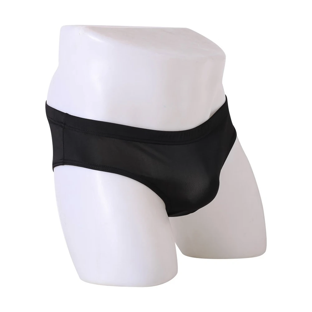 Man Ice Silk Briefs Mens Smooth Soft Short Boxers Low-rise Sexy Solid Underwear Breathable Underpants Elasticity Underwear
Man Ice Silk Briefs Mens Smooth Soft Short Boxers Low-rise Sexy Solid Underwear Breathable Underpants Elasticity Underwear