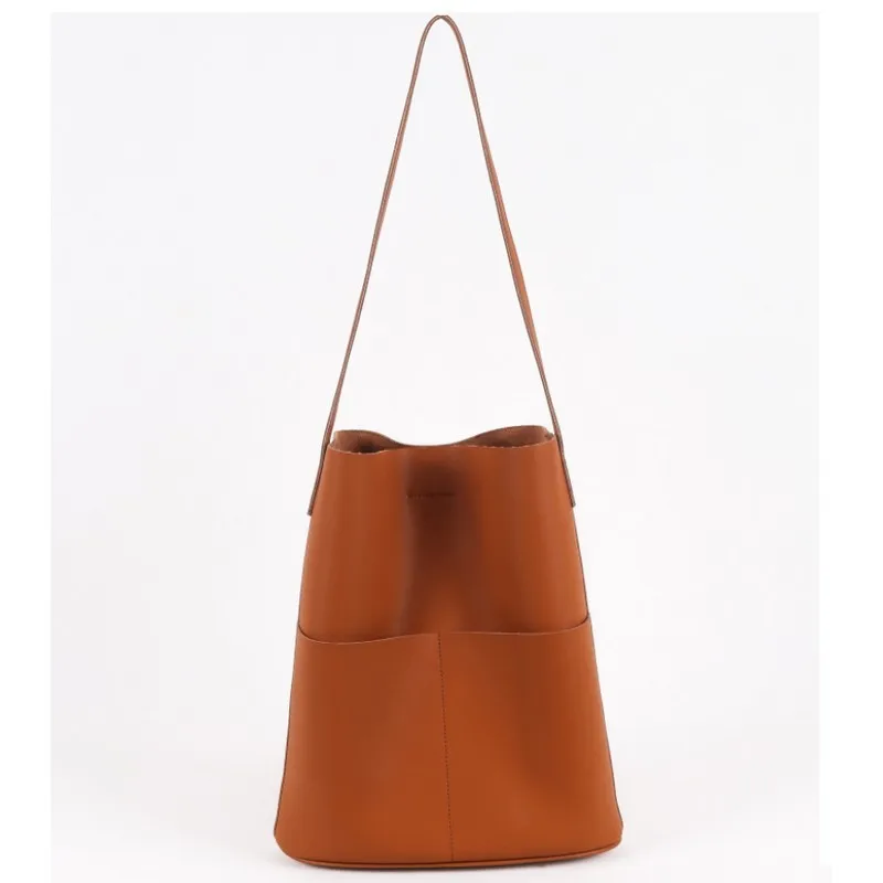 Ladies Genuine Leather Handbags 2022 Large Capacity Bucket Bag Female Office Shoulder Bags For Women Tote
Ladies Genuine Leather Handbags 2022 Large Capacity Bucket Bag Female Office Shoulder Bags For Women Tote