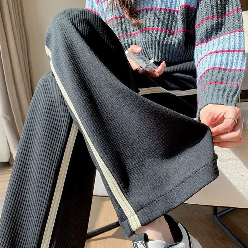 

Chenille Wide-Leg Pants Women 2022 Autumn Winter Fleece-Lined High Waist Cotton Velvet Striped Corduroy Casual Straight Pants