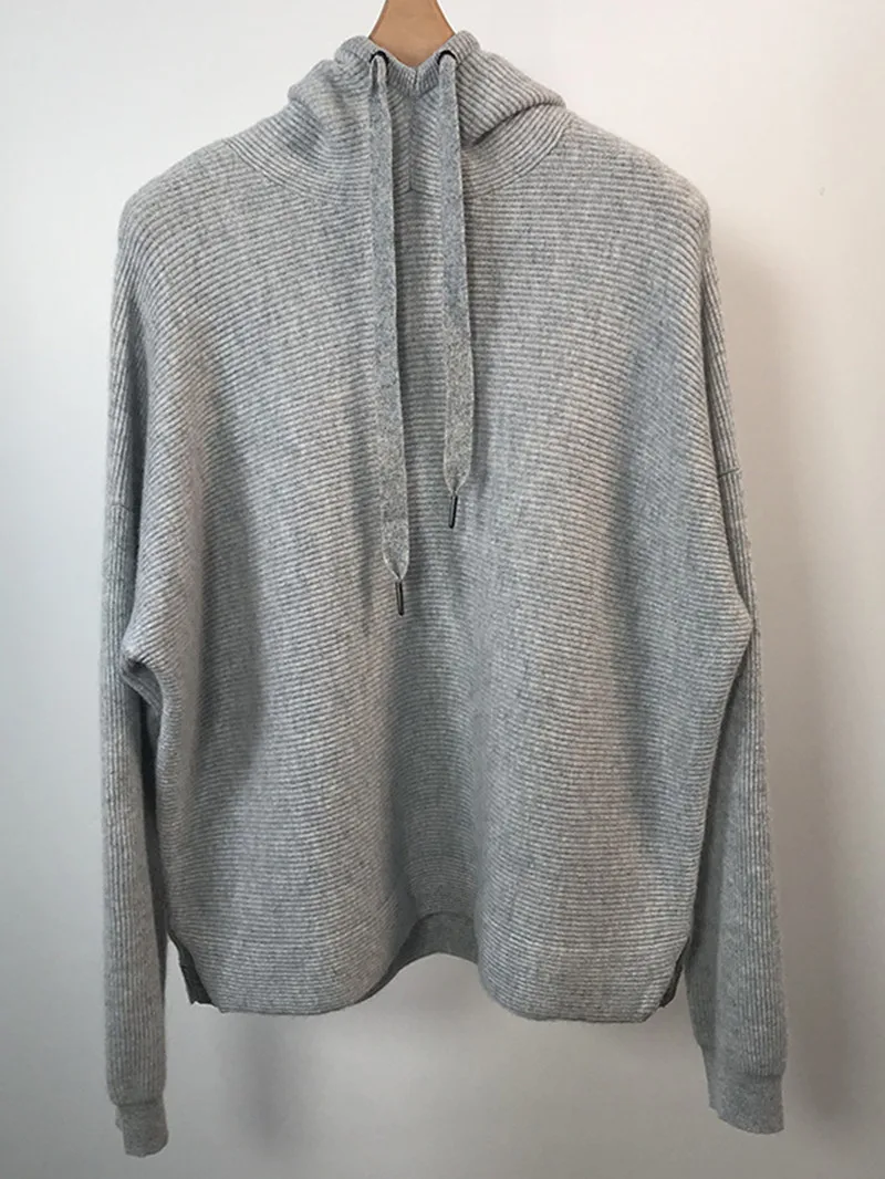 2022 Autumn New Women's Gray Drawstring Hooded Knit Pullover Beaded Decor Loose Ladies 100% Cashmere Knitted Hoodie Sweater
2022 Autumn New Women's Gray Drawstring Hooded Knit Pullover Beaded Decor Loose Ladies 100% Cashmere Knitted Hoodie Sweater