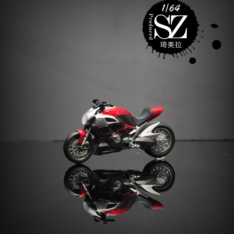 1/64 Ducati motorcycle model micro-landscape props car model scene layout ornaments resin hand to do
1/64 Ducati motorcycle model micro-landscape props car model scene layout ornaments resin hand to do