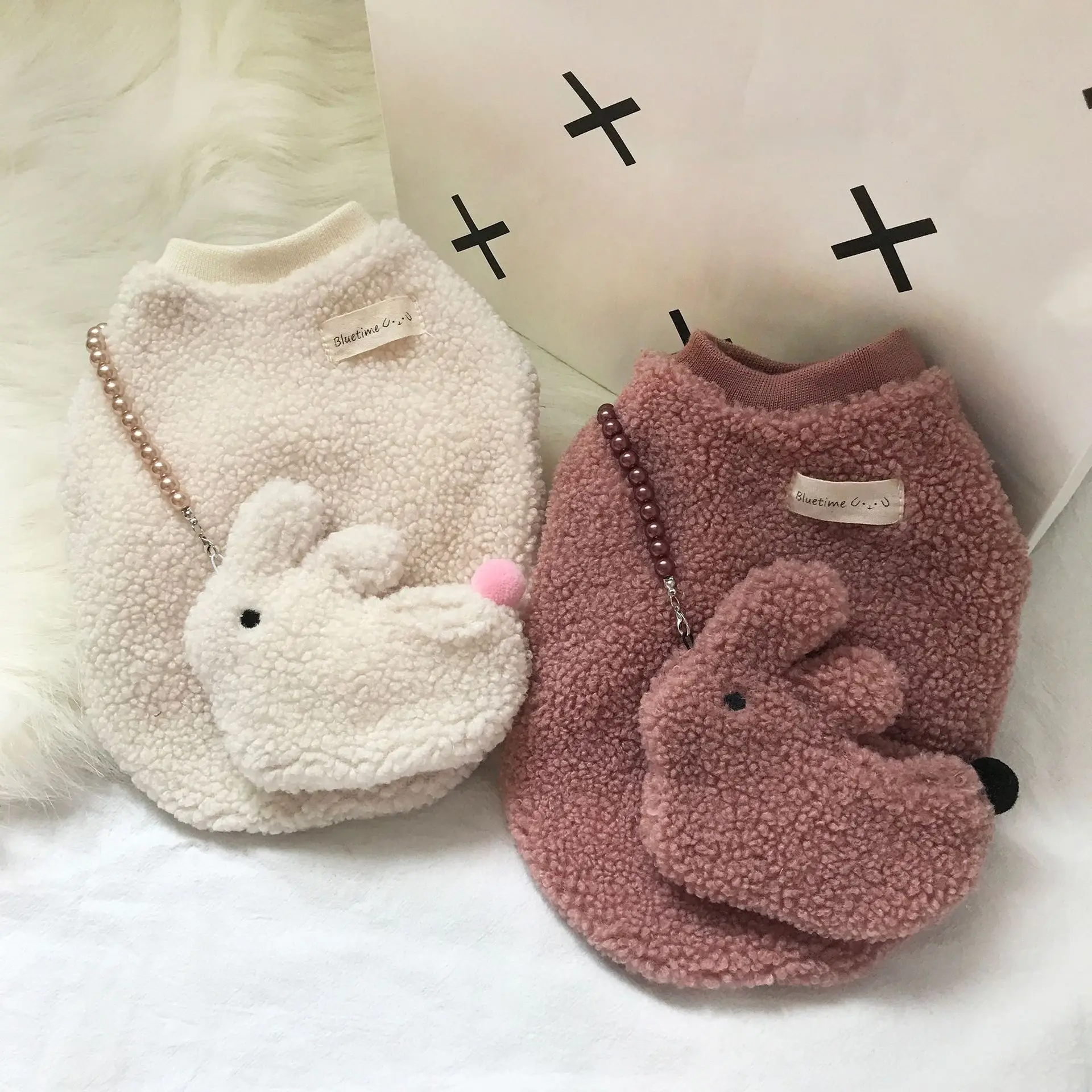 Rabbit Pattern Bag Decor Warm Pet Coat Small Puppy Dog Autumn and Winter Clothes Fleece Cotton Coat British Shorthair Cat Coats
Rabbit Pattern Bag Decor Warm Pet Coat Small Puppy Dog Autumn and Winter Clothes Fleece Cotton Coat British Shorthair Cat Coats