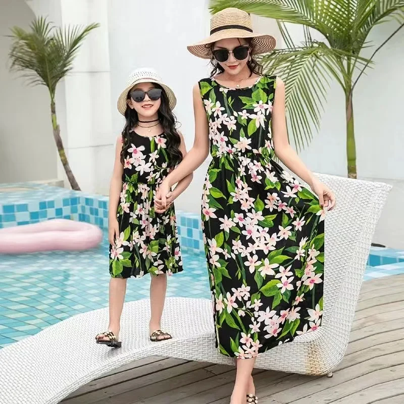 Mother Daughter Dress Summer Sleeveless Printing Beach Dresses for Mom Kids Family Matching Outfits Mommy and Me Clothes Holiday
Mother Daughter Dress Summer Sleeveless Printing Beach Dresses for Mom Kids Family Matching Outfits Mommy and Me Clothes Holiday