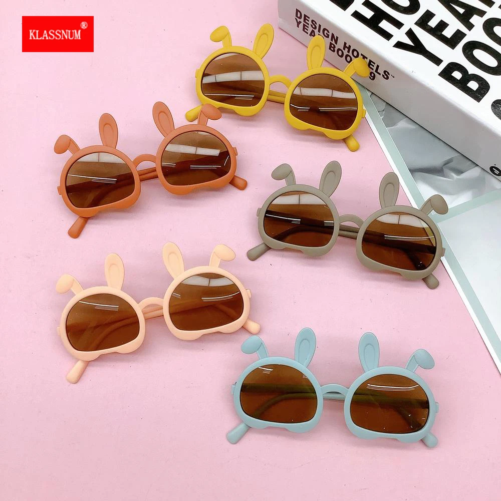 KLASSNUM 2023 Children's Cartoon Sunglasses Rabbit Ears Boys Kids Sun Glasses UV400 Protection Bunny Frame Baby Glasses Eyewear
KLASSNUM 2023 Children's Cartoon Sunglasses Rabbit Ears Boys Kids Sun Glasses UV400 Protection Bunny Frame Baby Glasses Eyewear