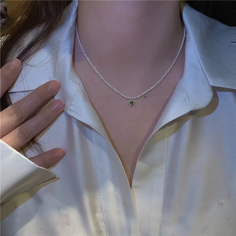 A green diamond! Sky star necklace BLING sparkling clavicle chain spring and summer new light luxury neck chain women
A green diamond! Sky star necklace BLING sparkling clavicle chain spring and summer new light luxury neck chain women