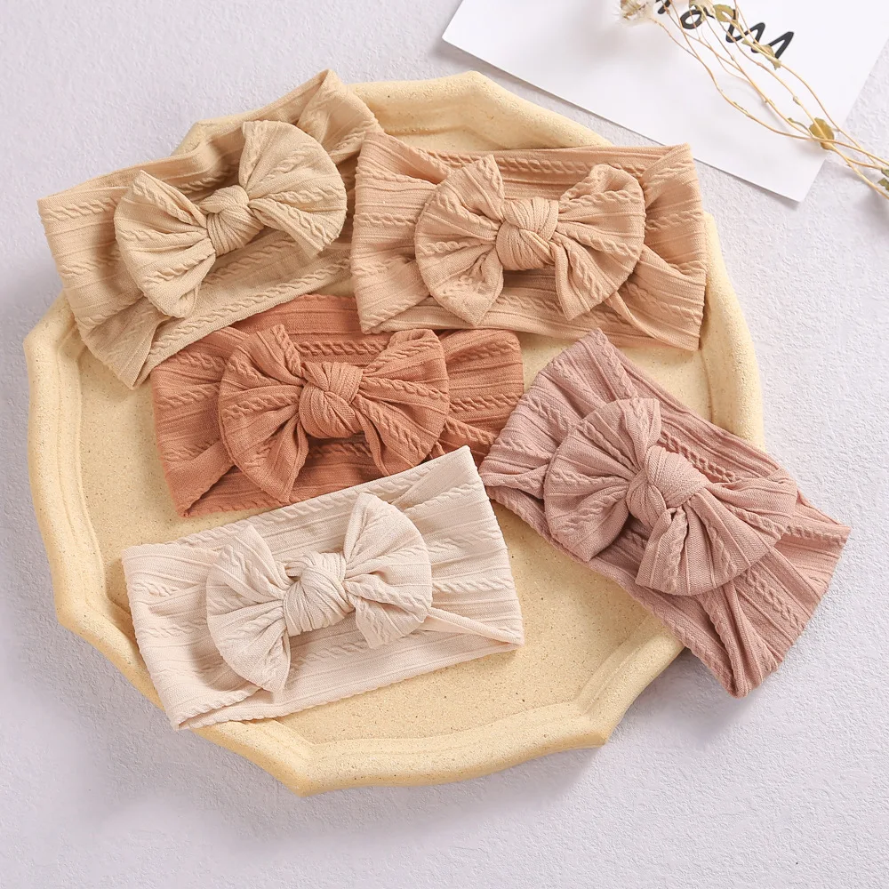 1pcs Cable Knit Nylon Bow Headwrap, One size fits all nylon headbands, wide nylon headbands, baby headbands, Knot bow headwear
1pcs Cable Knit Nylon Bow Headwrap, One size fits all nylon headbands, wide nylon headbands, baby headbands, Knot bow headwear