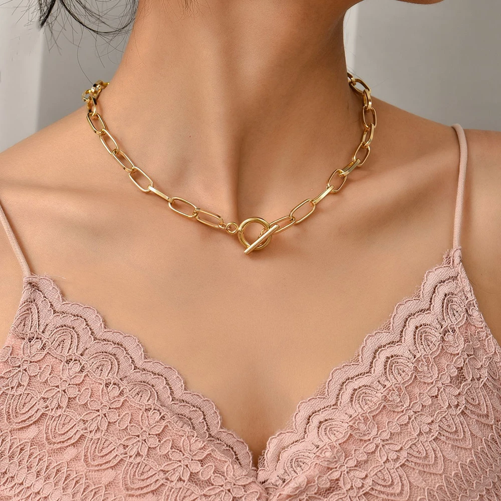 Punk Women Neck Chain Gold Color Kpop On the Neck Pendant Necklace OT Buckle Thick Link Chain Choker Jewelry Collar For Girl
Punk Women Neck Chain Gold Color Kpop On the Neck Pendant Necklace OT Buckle Thick Link Chain Choker Jewelry Collar For Girl