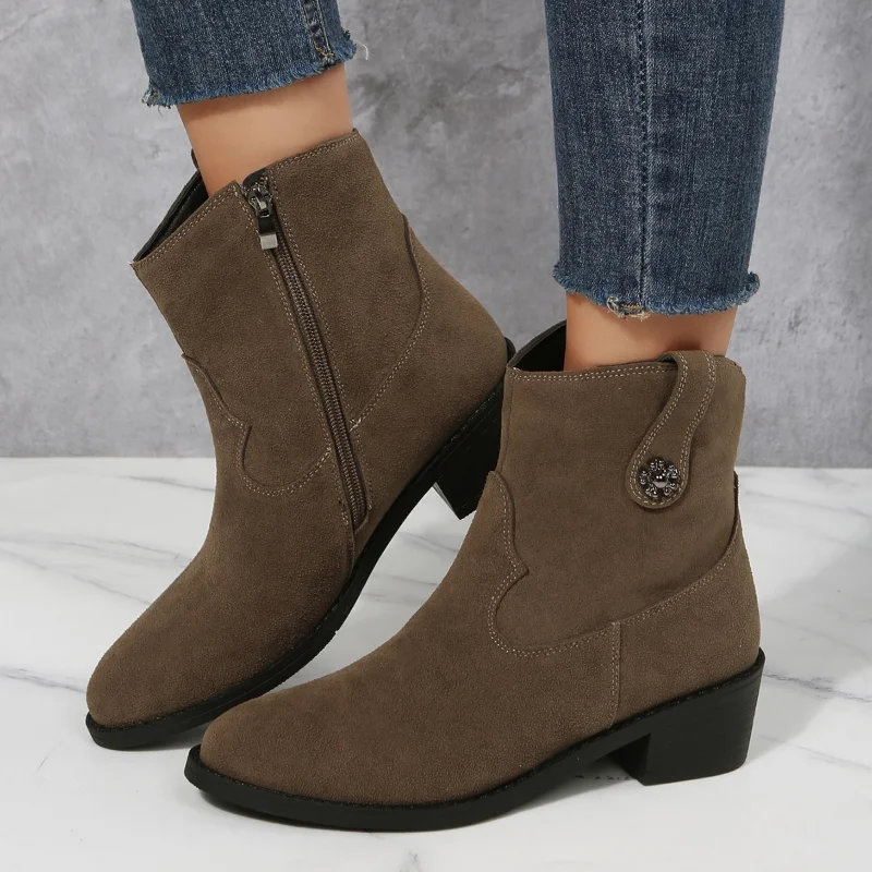 Women Ankle Boots Autumn Winter New Casual Western Cowboy Leather Cow Booties Short Solid Color High Heels Shoes Botas De Mujer
Women Ankle Boots Autumn Winter New Casual Western Cowboy Leather Cow Booties Short Solid Color High Heels Shoes Botas De Mujer