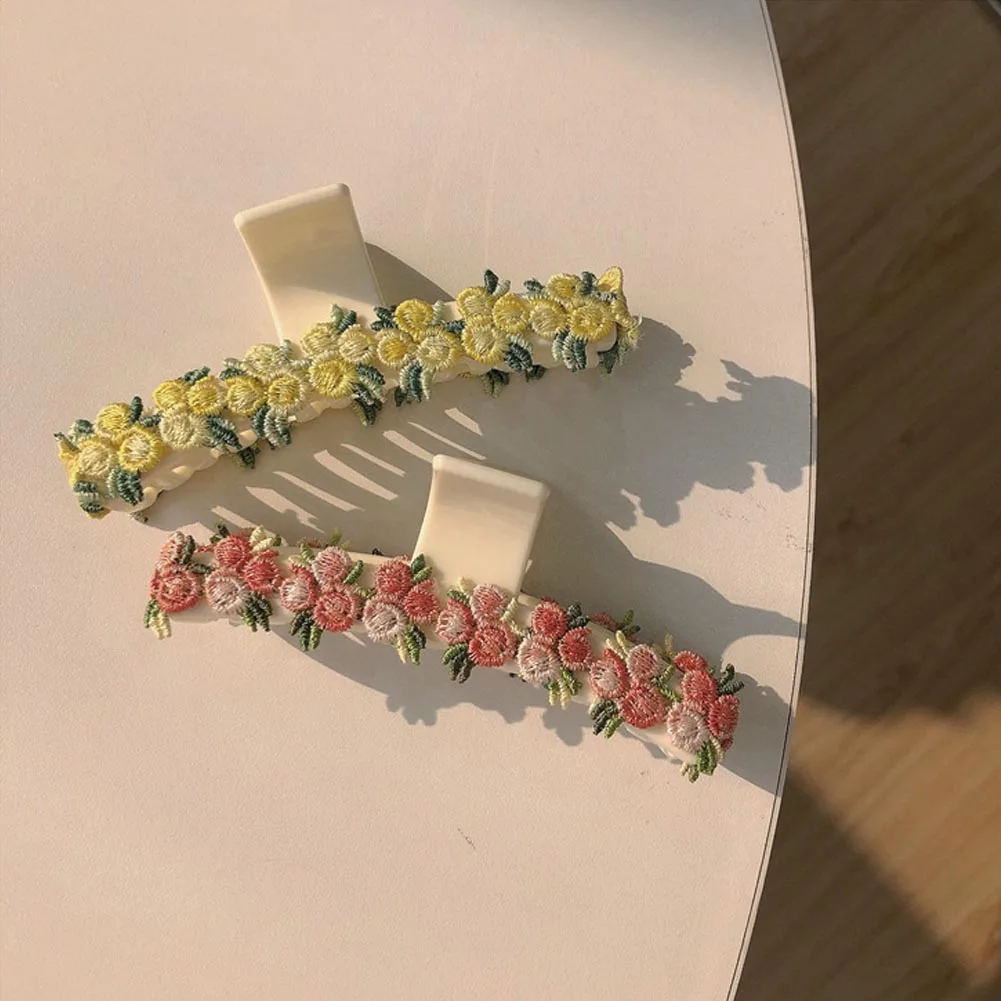 Заколка для волос с крупными крапанами женская, модная Геометрическая Заколка-пряжка из цветочной ткани в Корейском стиле, аксессуары для в...
Заколка для волос с крупными крапанами женская, модная Геометрическая Заколка-пряжка из цветочной ткани в Корейском стиле, аксессуары для в...