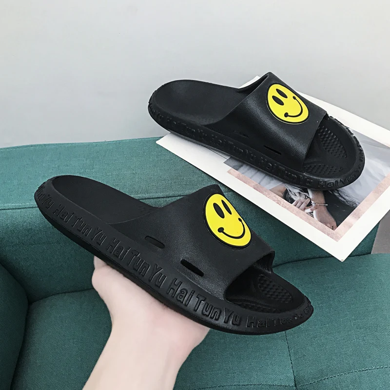 Men's Slippers New Smiley Face Slippers Comfortable Men's Sandals EVA One Word Slippers Bathroom Home Casual Men Shoes
Men's Slippers New Smiley Face Slippers Comfortable Men's Sandals EVA One Word Slippers Bathroom Home Casual Men Shoes