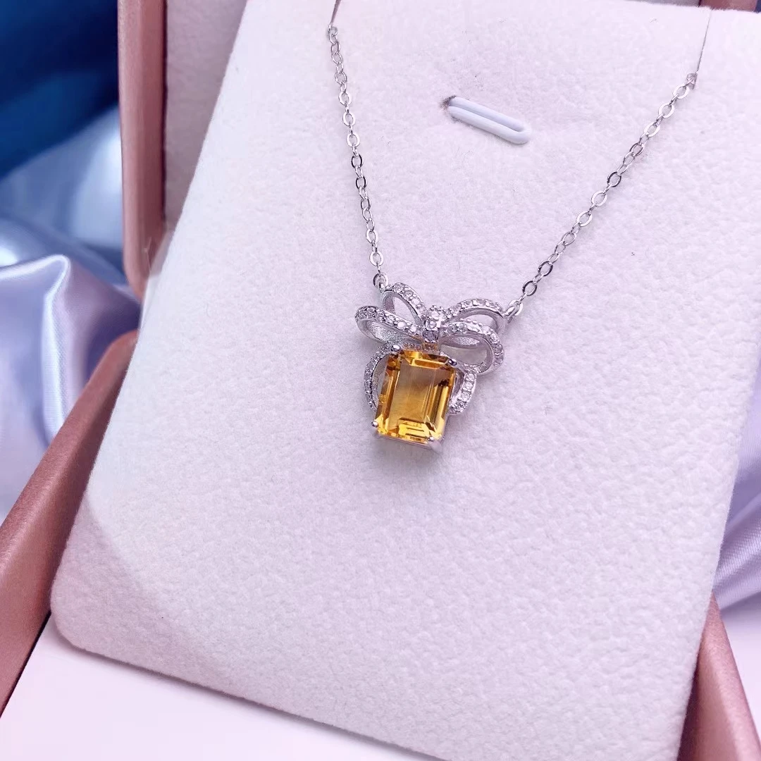 18k Gold Natural Citrine Yellow Crystal Gems Stones Bowknot Butterfly Pendant Chain Necklace Luxury Fine Jewelry Custom Supplier
18k Gold Natural Citrine Yellow Crystal Gems Stones Bowknot Butterfly Pendant Chain Necklace Luxury Fine Jewelry Custom Supplier