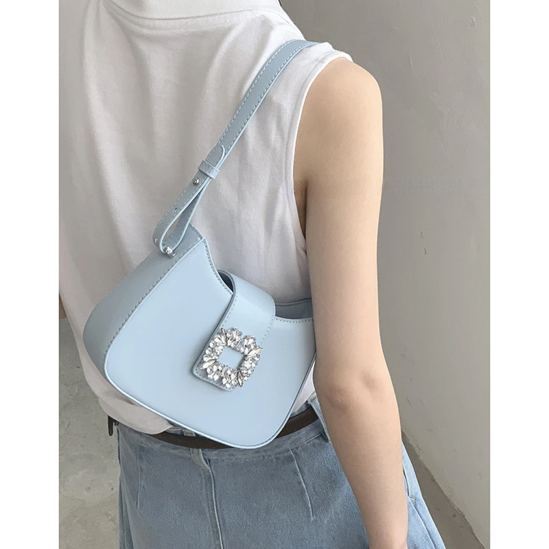 Elegant Shoulder Bag for Women Pu Leather Luxury Brand Underarm Bags Female Summer Chain Crossbody Bag Blue Handbags Bolsa
Elegant Shoulder Bag for Women Pu Leather Luxury Brand Underarm Bags Female Summer Chain Crossbody Bag Blue Handbags Bolsa