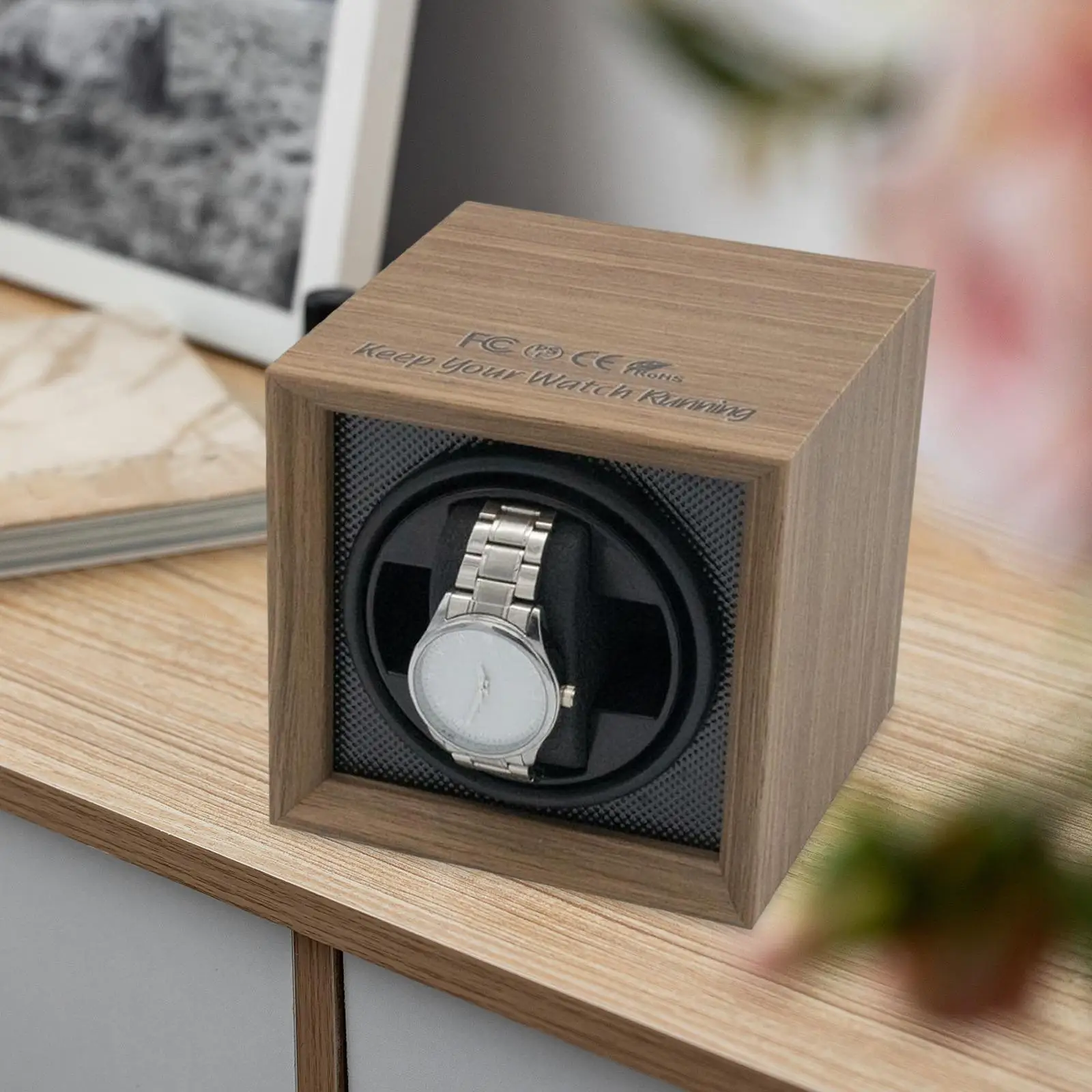 Luxury Automatic Single Watch Winder Automatic Rotation with Quiet Running Motors Display Box Watch Case for Women/Men Watches
Luxury Automatic Single Watch Winder Automatic Rotation with Quiet Running Motors Display Box Watch Case for Women/Men Watches