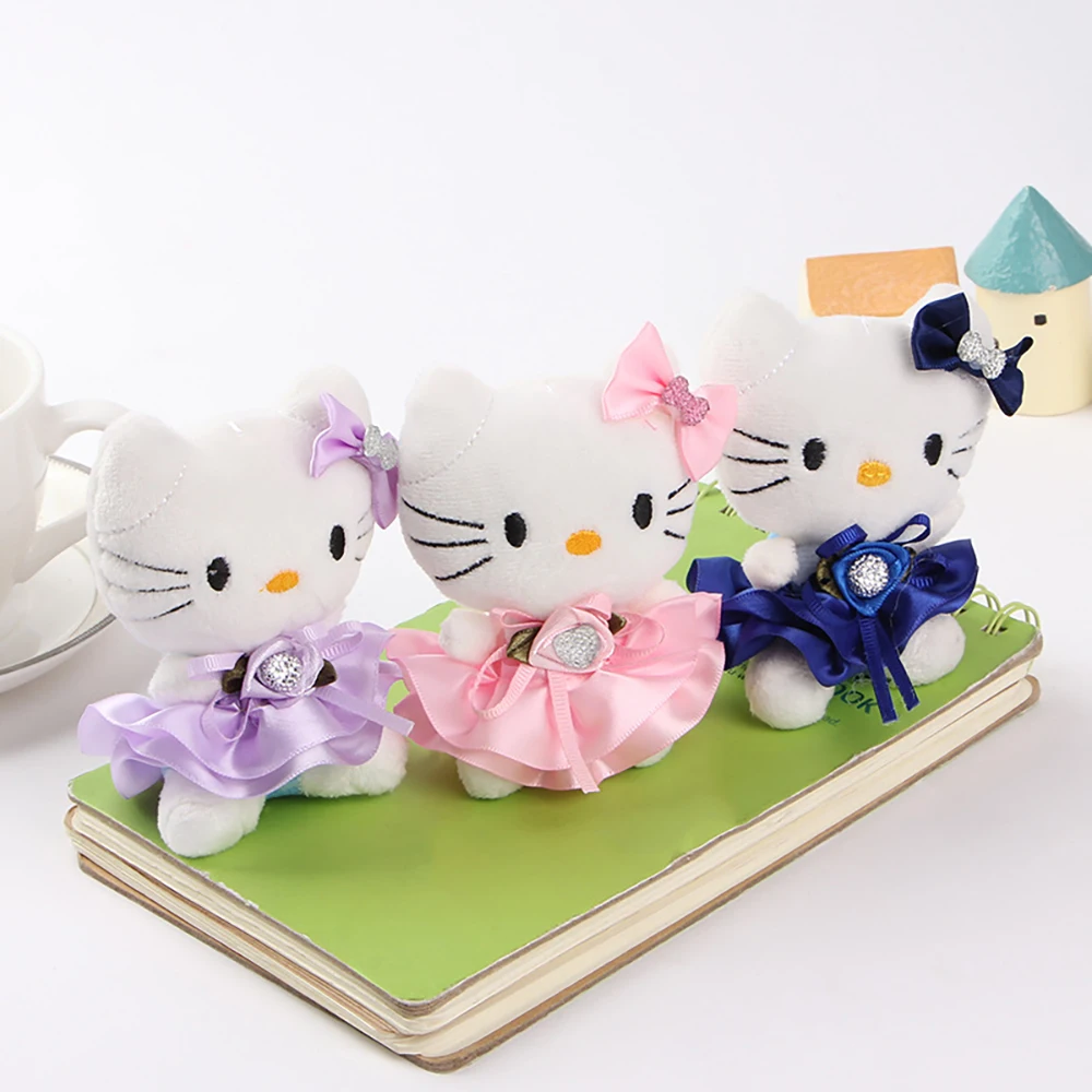 Sanrio Hello Kt Kuromi Melody Cinnamoroll 10Cm Key Chain Wedding Activities with Diamond Skirt Pendant Cartoon Bouquet Materials
Sanrio Hello Kt Kuromi Melody Cinnamoroll 10Cm Key Chain Wedding Activities with Diamond Skirt Pendant Cartoon Bouquet Materials