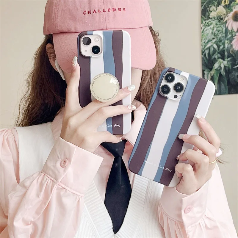 The new irregular contrast stripes are suitable for iPhone 14 Promax anti-drop iPhone 13 phone case 11 bracket 12 film shell
The new irregular contrast stripes are suitable for iPhone 14 Promax anti-drop iPhone 13 phone case 11 bracket 12 film shell