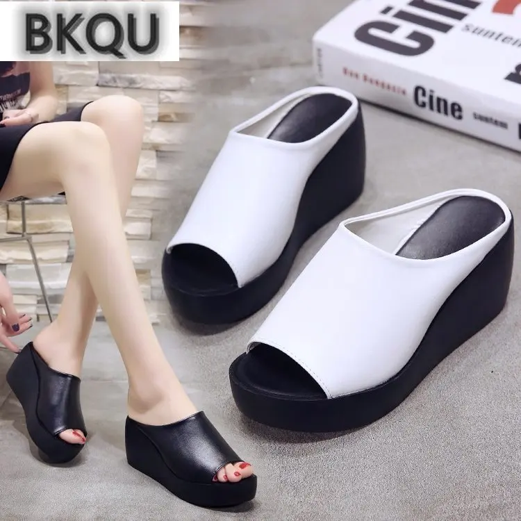 2022 Women Sandals 7.5cm Platform Wedges Women's Shoes Thick Heel Open Peep Toe Sandals Leather Summer Style Slide Black Shoes
2022 Women Sandals 7.5cm Platform Wedges Women's Shoes Thick Heel Open Peep Toe Sandals Leather Summer Style Slide Black Shoes