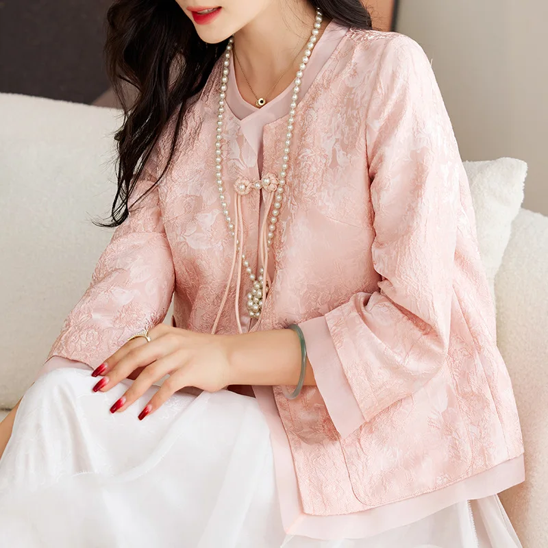 High-end Spring Summer New Chinese Style Tang Suit Jacket Retro Rayon Jacquard Design Stand Collar Lady Top S-XXL
High-end Spring Summer New Chinese Style Tang Suit Jacket Retro Rayon Jacquard Design Stand Collar Lady Top S-XXL