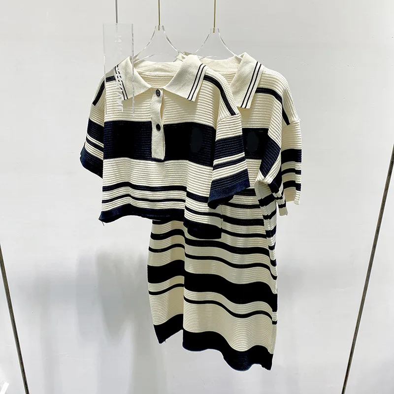 Summer Women Polo Shirt Dress Knitted Waist Back Above Knee Dress Dress Korean Design High Quaity Party Wear Short Sleeve
Summer Women Polo Shirt Dress Knitted Waist Back Above Knee Dress Dress Korean Design High Quaity Party Wear Short Sleeve