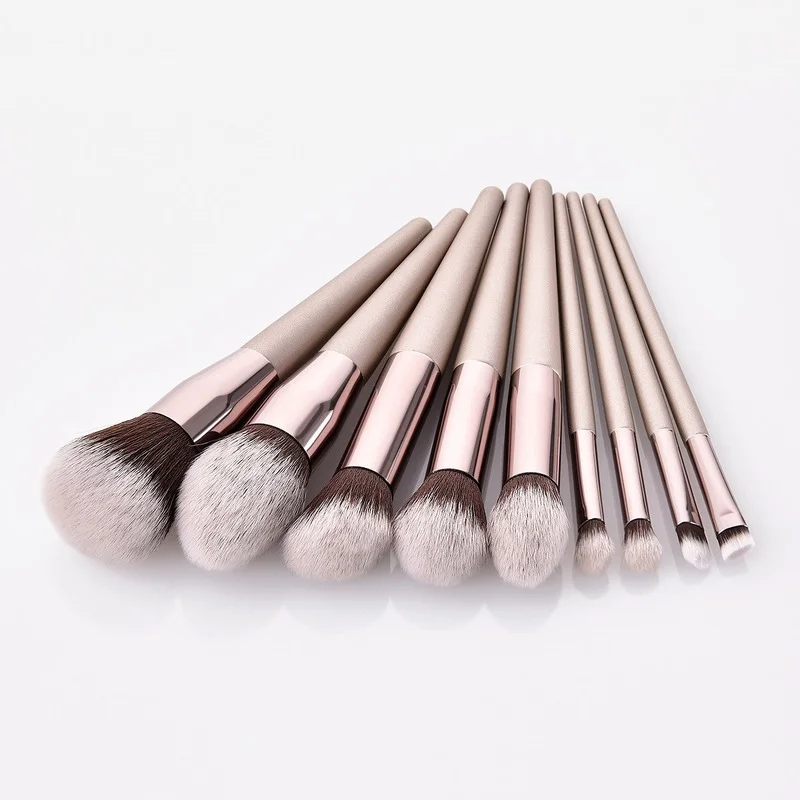 

4pcs Makeup Brush Set Foundation Powder Blush Blusher Blending Concealer Contour Highligh Highlighter Face Beauty Make Up Tool