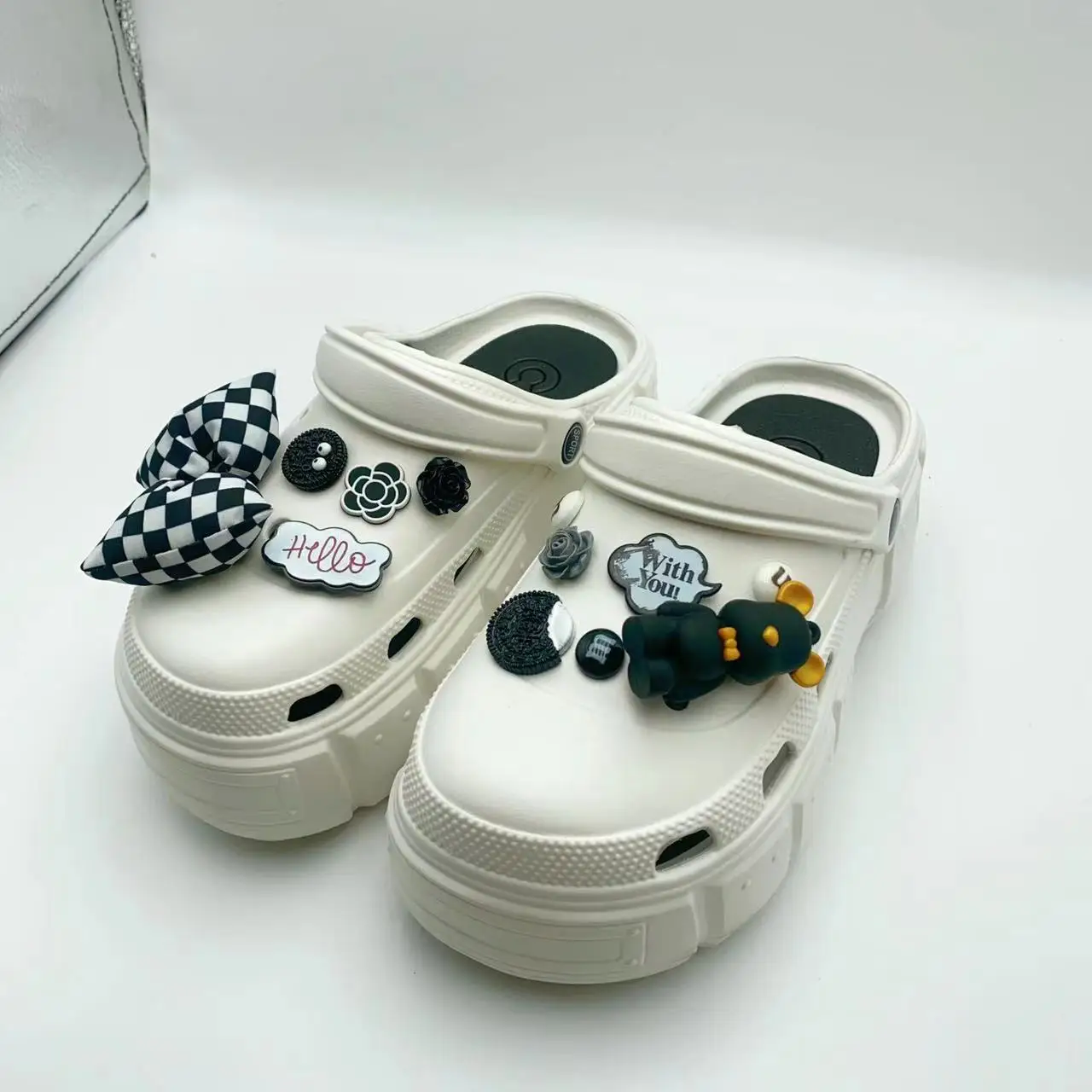 Shoes Charms For Hole Slippers Bubble Shoes Buckle Decoration For Garden Shoe Designer Accesoire Rhinestone Jibz
Shoes Charms For Hole Slippers Bubble Shoes Buckle Decoration For Garden Shoe Designer Accesoire Rhinestone Jibz