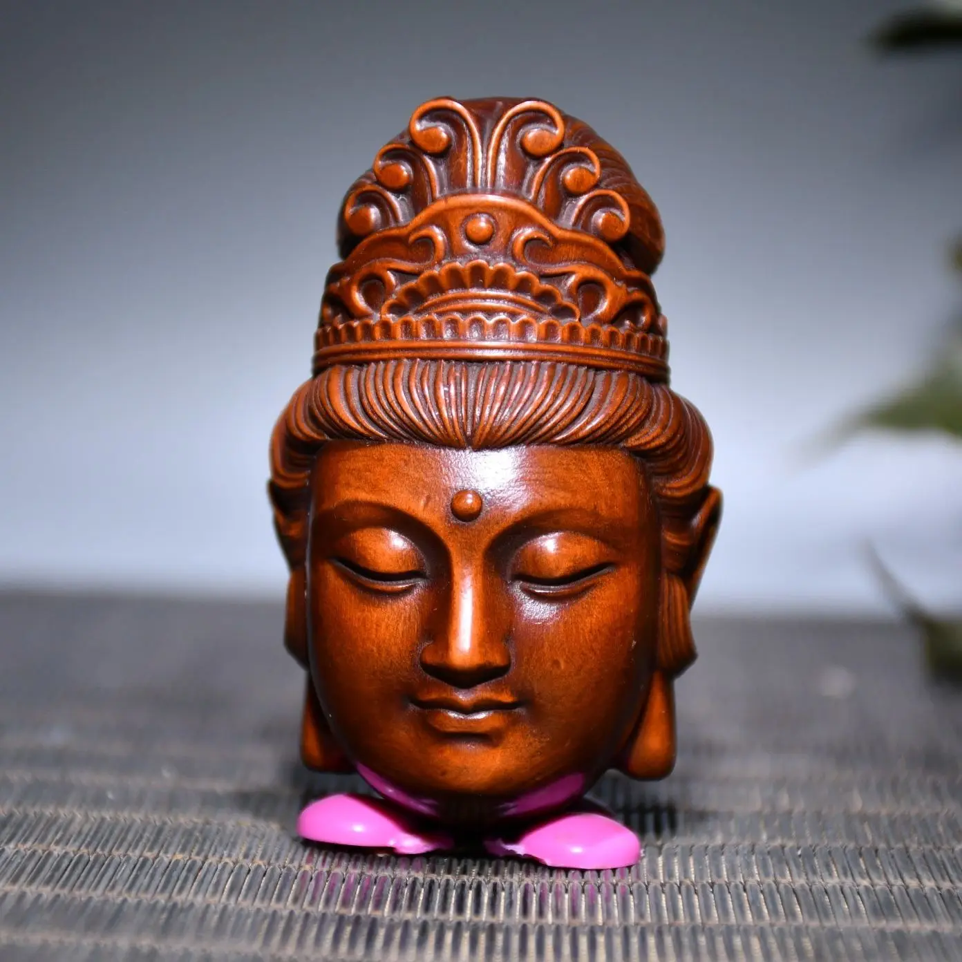 Buddha Statues Miniature Handmade Wood Carving Avalokitesvara Bodhisattva Head Sculpture Statue Crafts Decoration
Buddha Statues Miniature Handmade Wood Carving Avalokitesvara Bodhisattva Head Sculpture Statue Crafts Decoration