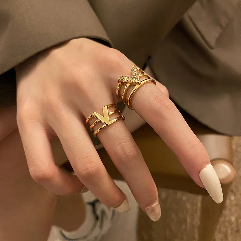CARLIDANA Luxury 18 K Real Gold Plated Crystal Ring Geometric V Rings For Women Stainless Steel Wedding Ring Aesthetic Jewelry
CARLIDANA Luxury 18 K Real Gold Plated Crystal Ring Geometric V Rings For Women Stainless Steel Wedding Ring Aesthetic Jewelry