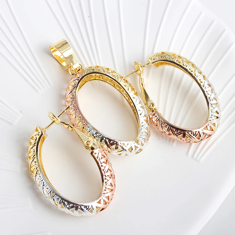 Trendy Colorful Jewelry Sets for Women Dubai Nigerian Costume Bride Hoop Earrings Luxury Pendant Necklace Sexy Party Queen
Trendy Colorful Jewelry Sets for Women Dubai Nigerian Costume Bride Hoop Earrings Luxury Pendant Necklace Sexy Party Queen