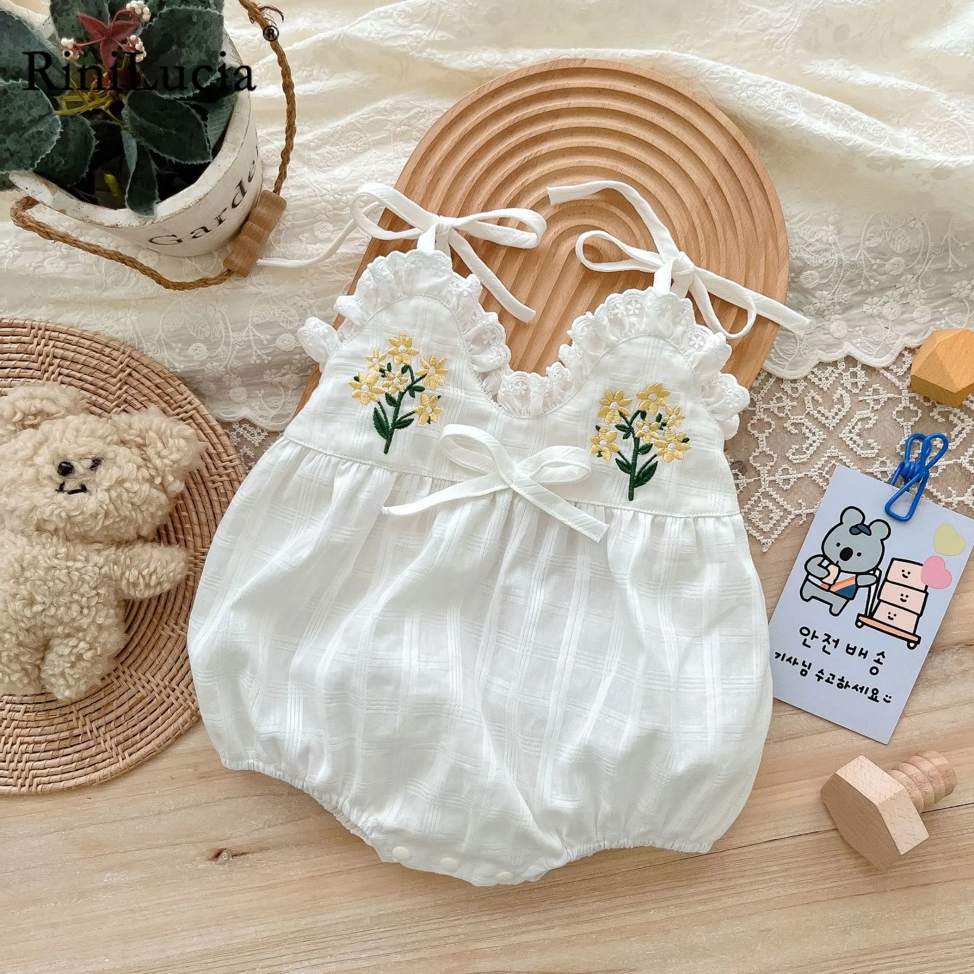 Newborn Girls Baby Toddler Rompers Spring Summer Floral Embroidery Ruiffles Jumpsuit Kids Bodyusuit Children Clothes
Newborn Girls Baby Toddler Rompers Spring Summer Floral Embroidery Ruiffles Jumpsuit Kids Bodyusuit Children Clothes