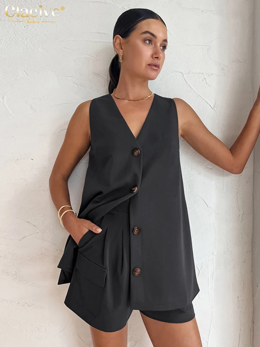 Clacive Summer Slim Gray Two Piece Set Women Outfit 2023 Fashion V-Neck Sleeveless Tank Top With High Waist Shorts Set Female
Clacive Summer Slim Gray Two Piece Set Women Outfit 2023 Fashion V-Neck Sleeveless Tank Top With High Waist Shorts Set Female