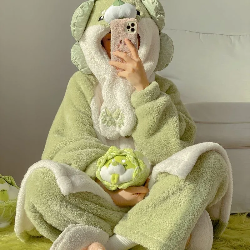 Autumn Winter New Warm Flannel Women's Pajamas Set Long-sleeved Trousers Two-piece Set Cute Soft Home Wear Clothes for Women
Autumn Winter New Warm Flannel Women's Pajamas Set Long-sleeved Trousers Two-piece Set Cute Soft Home Wear Clothes for Women