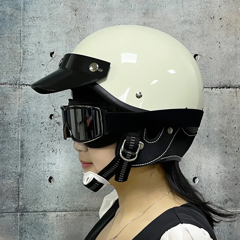 Motorcycle Helmet Moto Helmet Scooter Vintage Half Face Biker Motorbike Crash Moto Helmet Casco Korea Type Retro
Motorcycle Helmet Moto Helmet Scooter Vintage Half Face Biker Motorbike Crash Moto Helmet Casco Korea Type Retro