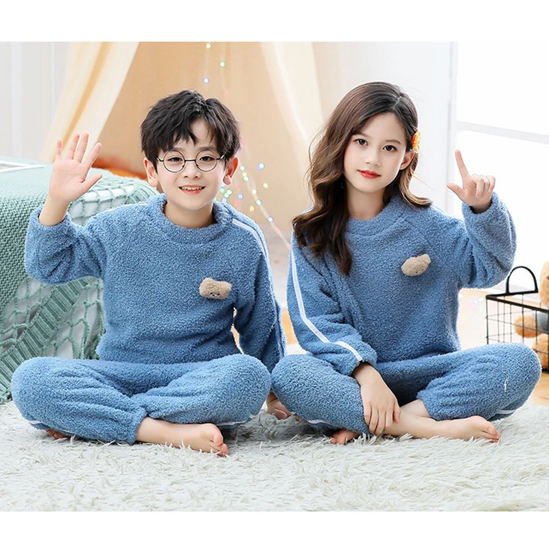 Clothing set for winter warmth home wear flannel top coat and pants 2-9 year boys girls fashion Korean casual children's clothes
Clothing set for winter warmth home wear flannel top coat and pants 2-9 year boys girls fashion Korean casual children's clothes