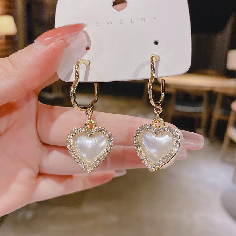 S925 Silver Needle Korea Dongdaemun Net Red Temperament Love Pearl Earrings Earrings Peach Heart Earrings Fashion Earrings Women
S925 Silver Needle Korea Dongdaemun Net Red Temperament Love Pearl Earrings Earrings Peach Heart Earrings Fashion Earrings Women