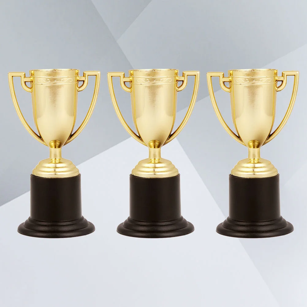 6 Pcs Soccer Gifts Statue Cup Trophy Game Basket Kids Award Golden Plastic Student
6 Pcs Soccer Gifts Statue Cup Trophy Game Basket Kids Award Golden Plastic Student
