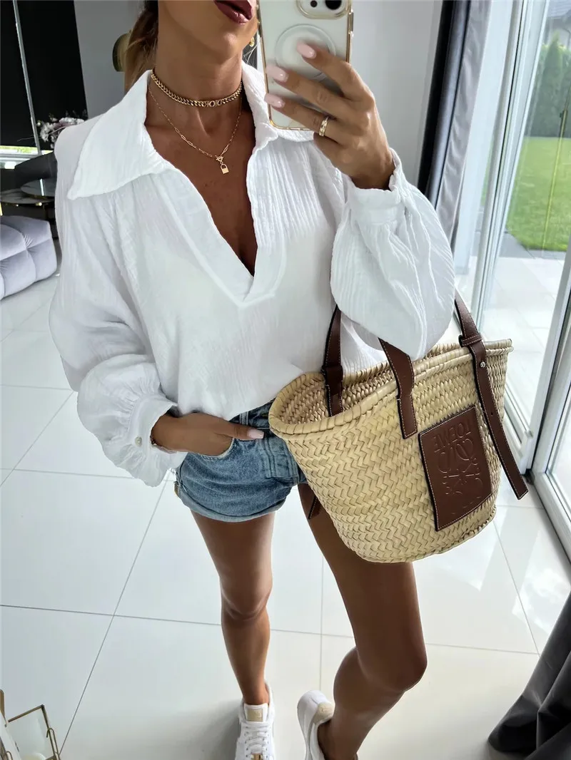 Fall Long Sleeve Women Blouse Shirt Elegant Solid V Neck Casual Pullover Tops Fashion Office Ladies Blusa
Fall Long Sleeve Women Blouse Shirt Elegant Solid V Neck Casual Pullover Tops Fashion Office Ladies Blusa