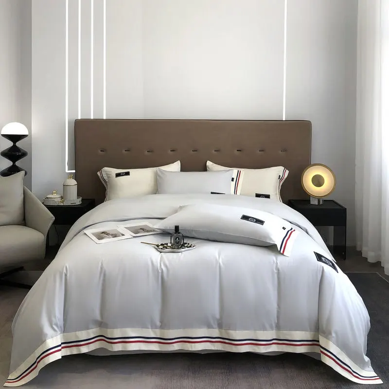 Nordic Simple Bedding Set Luxury Washed Cotton Duvet Cover Fitted Bed Sheets and Pillowcases Pure Cotton Comforter Bedding Sets
Nordic Simple Bedding Set Luxury Washed Cotton Duvet Cover Fitted Bed Sheets and Pillowcases Pure Cotton Comforter Bedding Sets