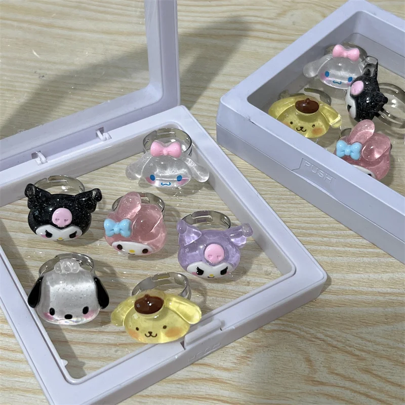 Kuromi Melody Figure Children Toys Two-Dimensional Anime Cinnamoroll Pochacco Cosplay Rings Accessories Pompom Purin Girls Gifts
Kuromi Melody Figure Children Toys Two-Dimensional Anime Cinnamoroll Pochacco Cosplay Rings Accessories Pompom Purin Girls Gifts