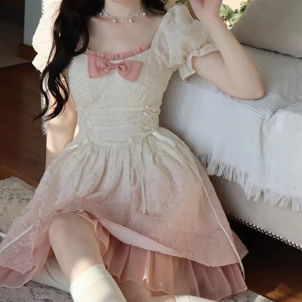 Spring and Summer New French Sweet Gentle Puff Sleeve Dress Super Fairy Female Student Waist-Tight Figure Flattering Short Skirt
Spring and Summer New French Sweet Gentle Puff Sleeve Dress Super Fairy Female Student Waist-Tight Figure Flattering Short Skirt